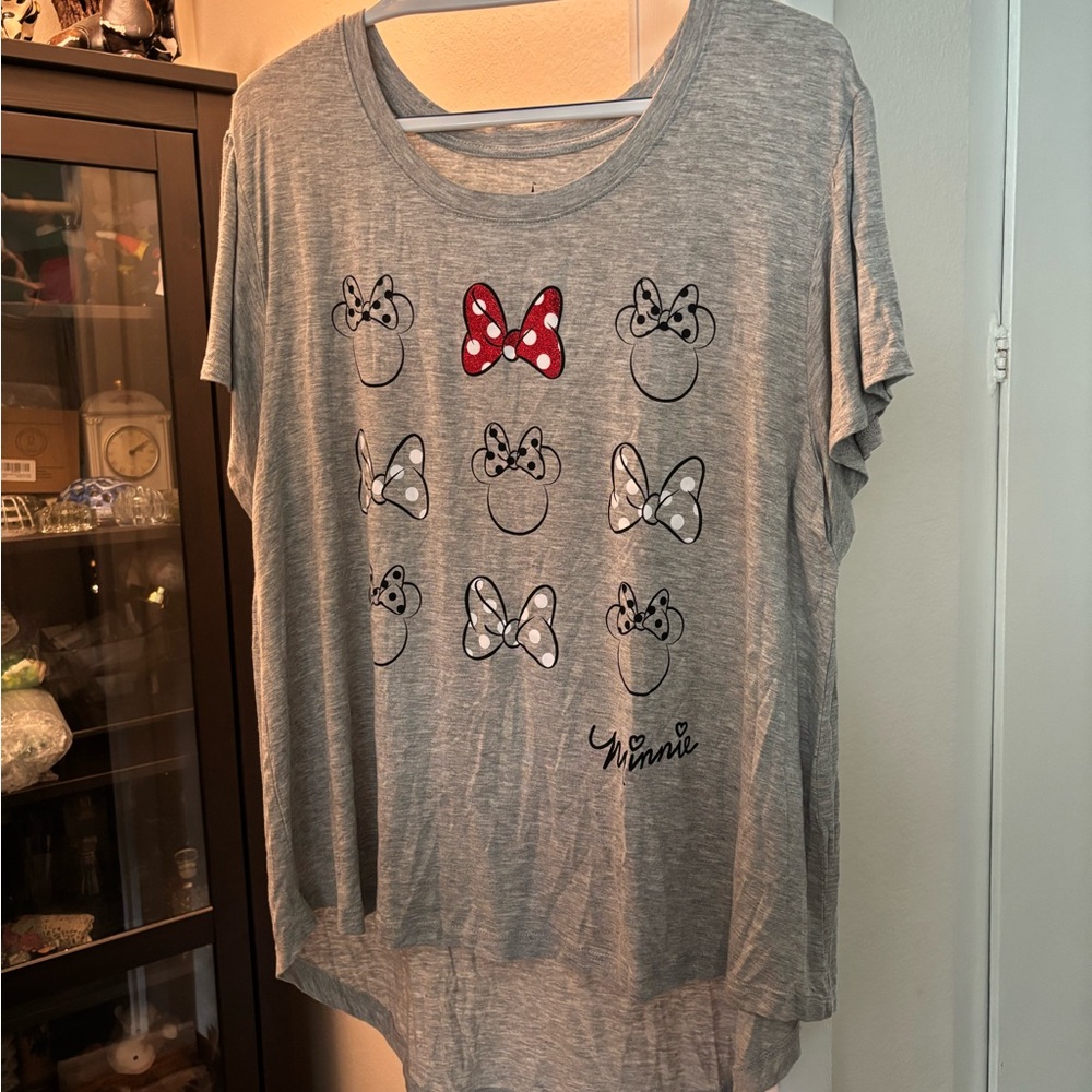 Minnie Mouse Gray T-Shirt for woman